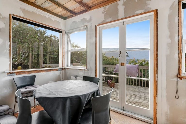 Photo of property in 24 Jean Place, Stanmore Bay, Whangaparaoa, 0932