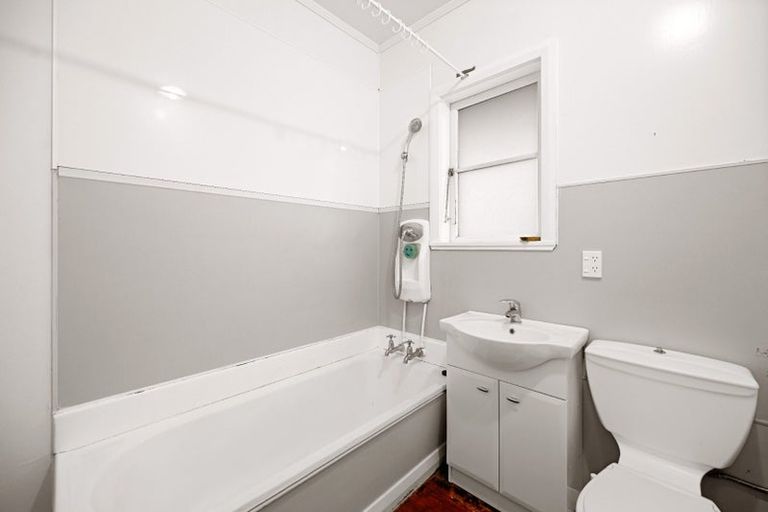 Photo of property in 4 Fergusson Street, Hamilton East, Hamilton, 3216