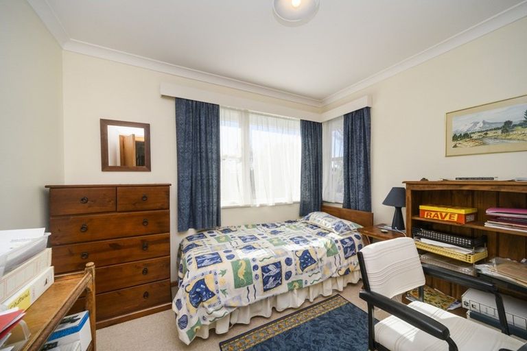 Photo of property in 8 Conway Place, Terrace End, Palmerston North, 4410