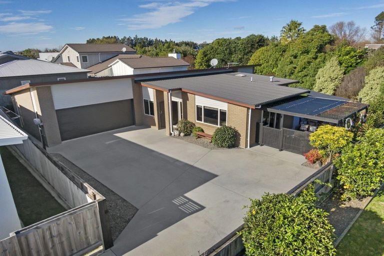 Photo of property in 107 Twin Oak Avenue, Papamoa Beach, Papamoa, 3118