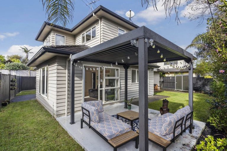 Photo of property in 9a Baird Street, Howick, Auckland, 2014