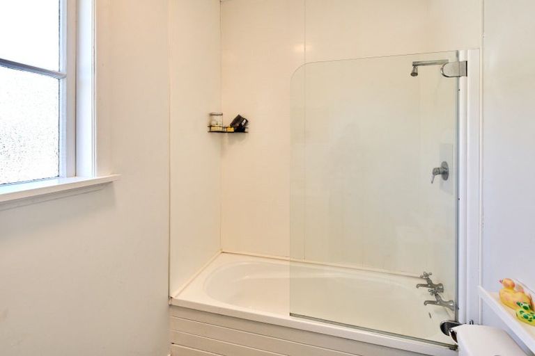 Photo of property in 55 Naenae Road, Naenae, Lower Hutt, 5011