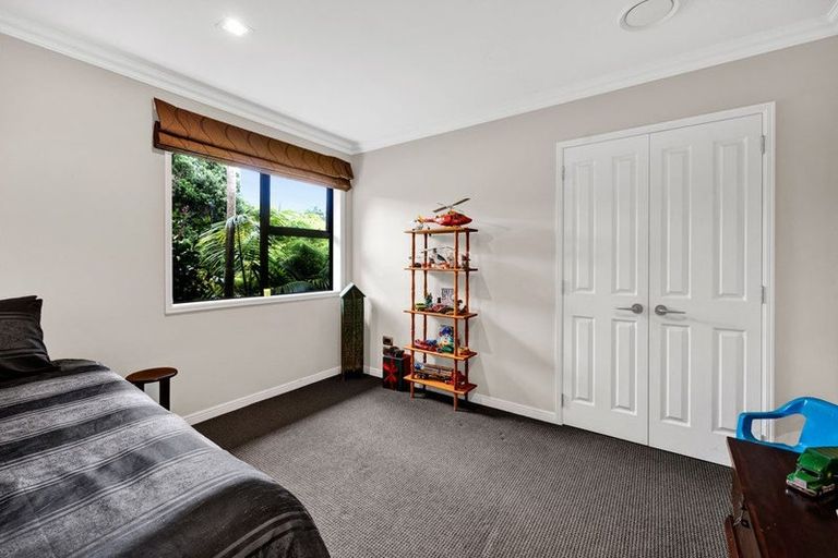 Photo of property in 271 Henwood Road, Paraite, New Plymouth, 4372