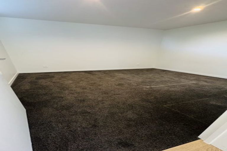 Photo of property in 1/324 Beach Road, Campbells Bay, Auckland, 0630