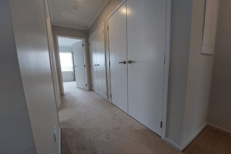 Photo of property in 36 Pukewhero Rise, Westgate, Auckland, 0614