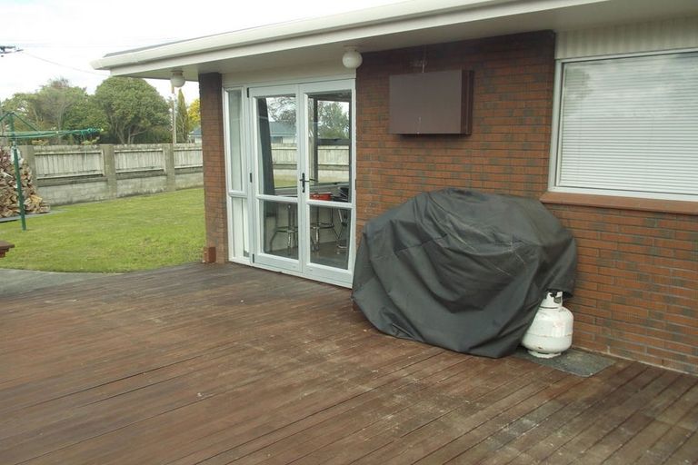 Photo of property in 1 Ouse Street, Rongotea, 4476