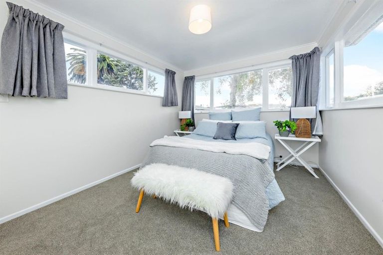 Photo of property in 1/25 Blanes Road, Weymouth, Auckland, 2103