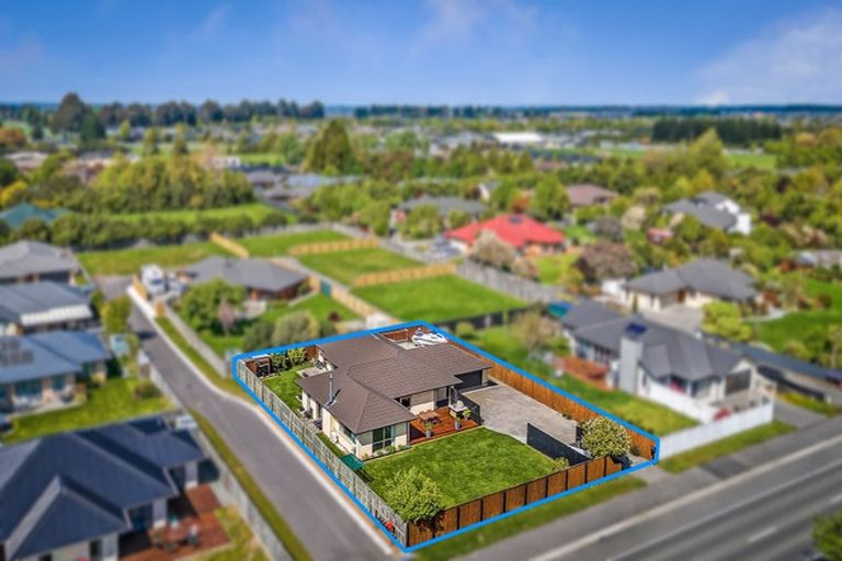 Photo of property in 111 Lowes Road, Rolleston, 7614