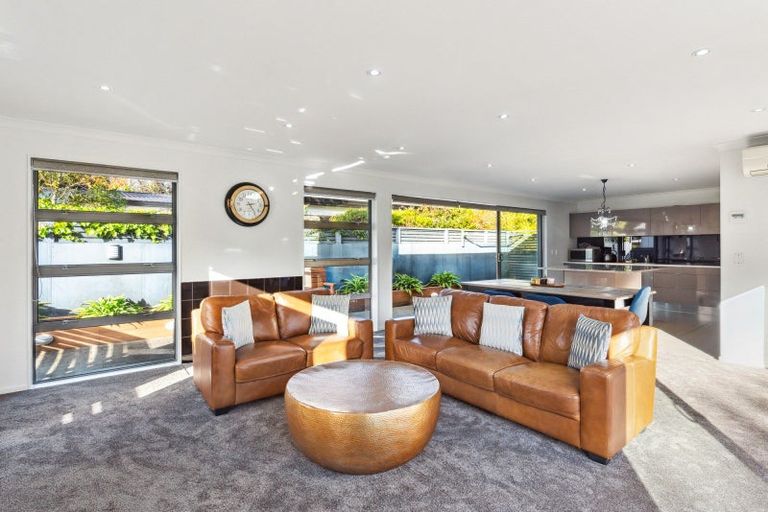 Photo of property in 185 Te Moana Road, Waikanae, 5036