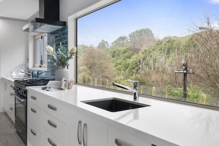 Photo of property in 268 Turitea Road, Turitea, Palmerston North, 4472