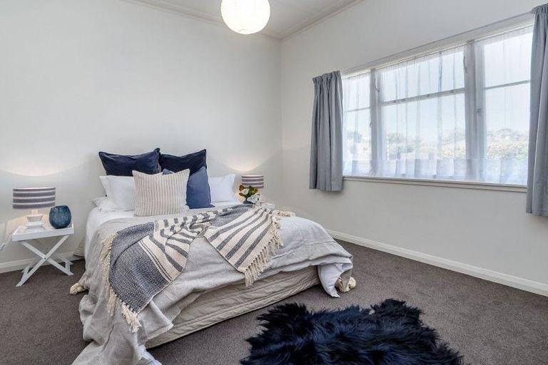 Photo of property in 436 High Street South, Carterton, 5713