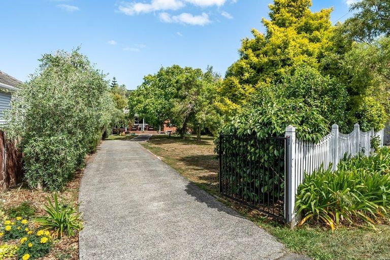 Photo of property in 1084 Fergusson Drive, Clouston Park, Upper Hutt, 5018