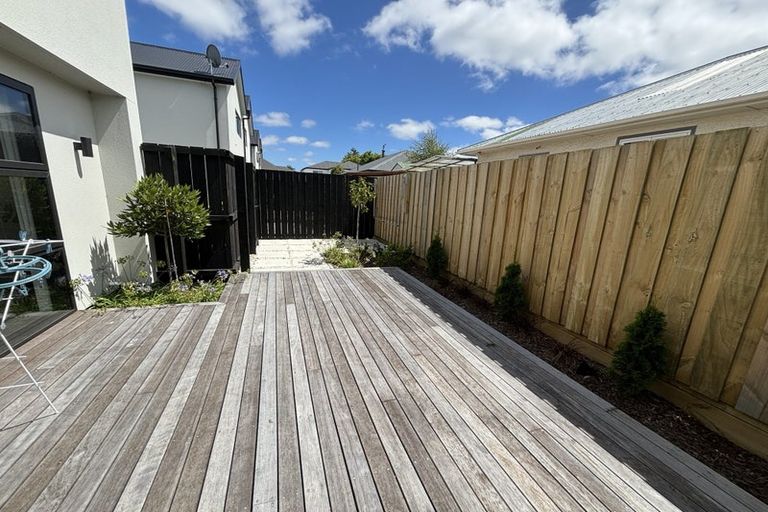 Photo of property in 2/67 Osborne Street, Waltham, Christchurch, 8011
