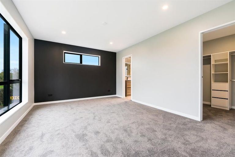 Photo of property in 18 Emerald Avenue, Rosehill, Papakura, 2113