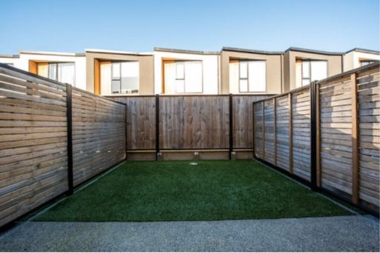 Photo of property in 29/10 Trieste Way, Paraparaumu, 5032