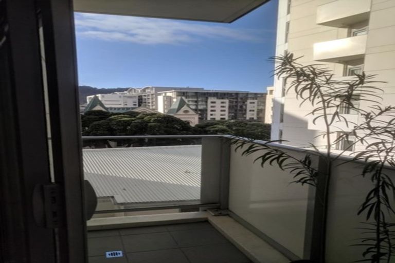 Photo of property in Soho Apartments, 406/74 Taranaki Street, Te Aro, Wellington, 6011