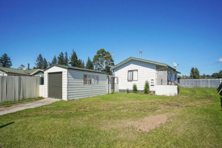 Photo of property in 13 Harold Crescent, Fordlands, Rotorua, 3015