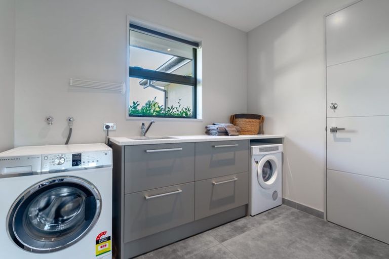 Photo of property in 25 Rossington Drive, West Melton, 7618