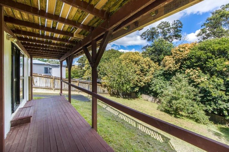 Photo of property in 25 Katrina Place, Massey, Auckland, 0614