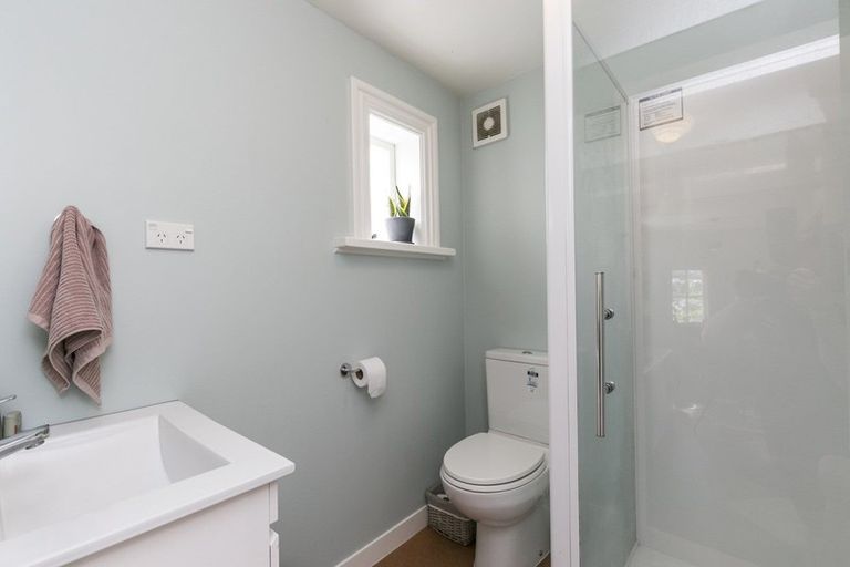 Photo of property in 205 Melbourne Road, Island Bay, Wellington, 6023