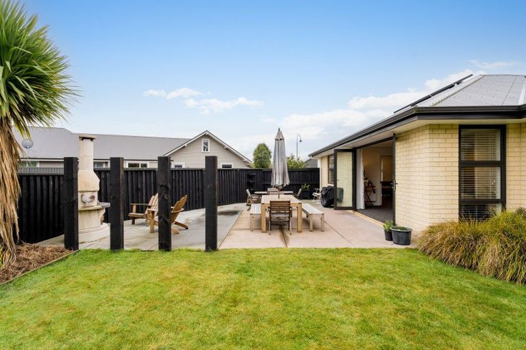 Photo of property in 22 Calluna Crescent, Mosgiel, 9024