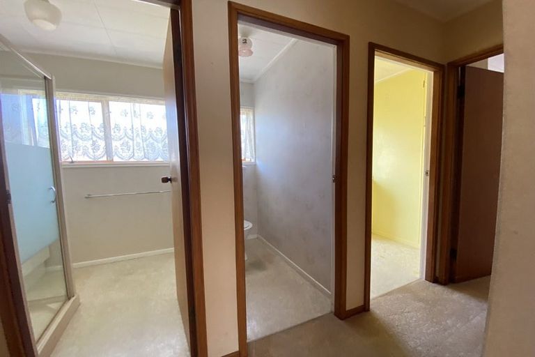 Photo of property in 5b Kingwell Street, Moturoa, New Plymouth, 4310