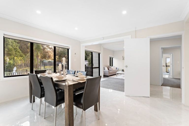 Photo of property in 65 Annett Road, Kumeu, 0891