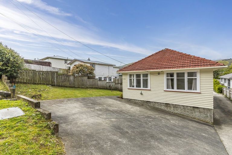 Photo of property in 318b Main Road, Tawa, Wellington, 5028