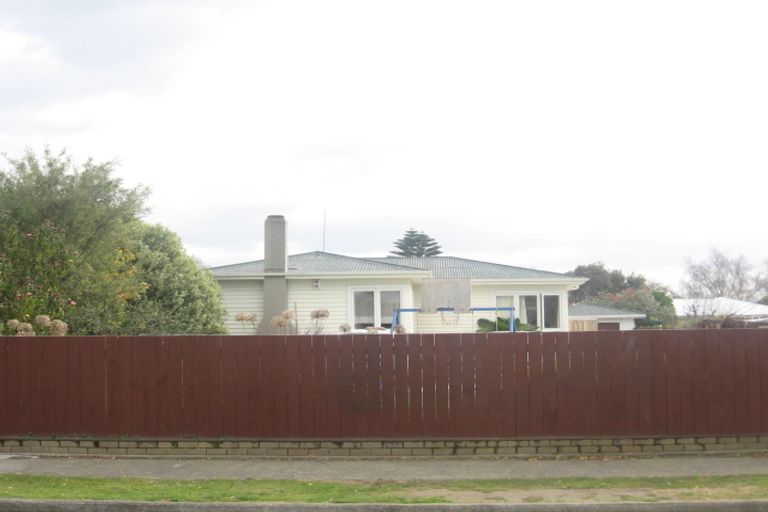Photo of property in 17 Fleming Crescent, Maraenui, Napier, 4110