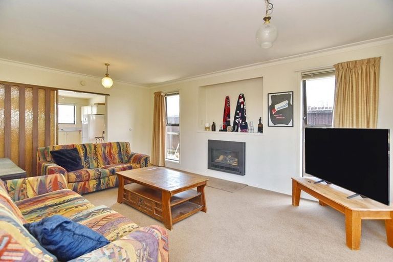 Photo of property in 4/81 Picton Avenue, Riccarton, Christchurch, 8011