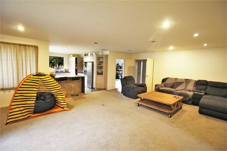 Photo of property in 1 Farleigh Close, Huntington, Hamilton, 3210