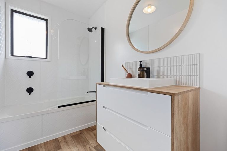 Photo of property in 17a Olivine Street, Poike, Tauranga, 3112