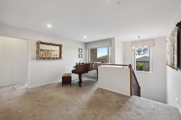 Photo of property in 96 Babich Road North, Ranui, Auckland, 0612