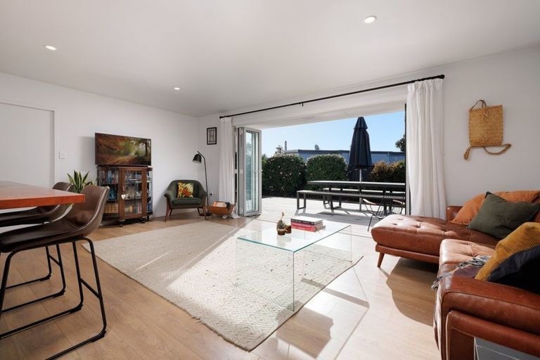 Photo of property in 216 Range Road, Papamoa Beach, Papamoa, 3118