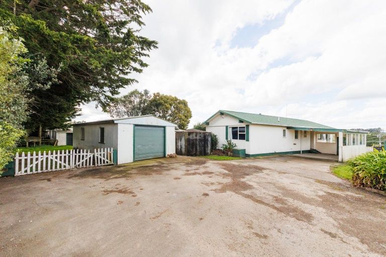 Photo of property in 161 Cemetery Road, Sanson, Palmerston North, 4479
