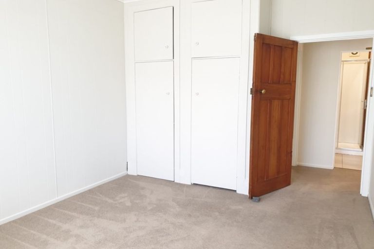 Photo of property in 56 Old Wairoa Road, Papakura, 2110