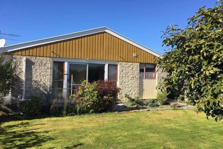 Photo of property in 1/778 Main North Road, Belfast, Christchurch, 8051