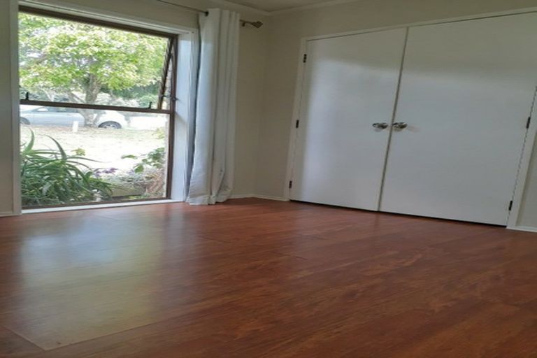 Photo of property in 45 Agincourt Street, Glenfield, Auckland, 0629