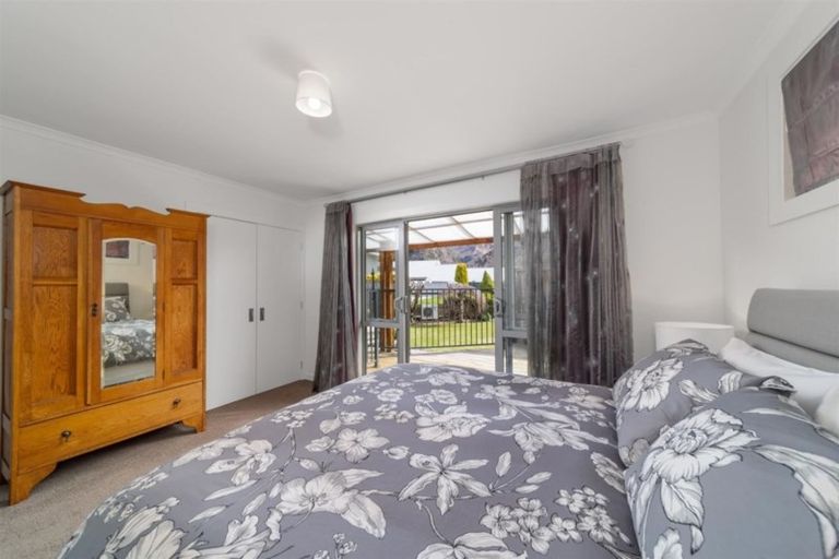 Photo of property in 6 Pritchard Place, Arrowtown, 9302