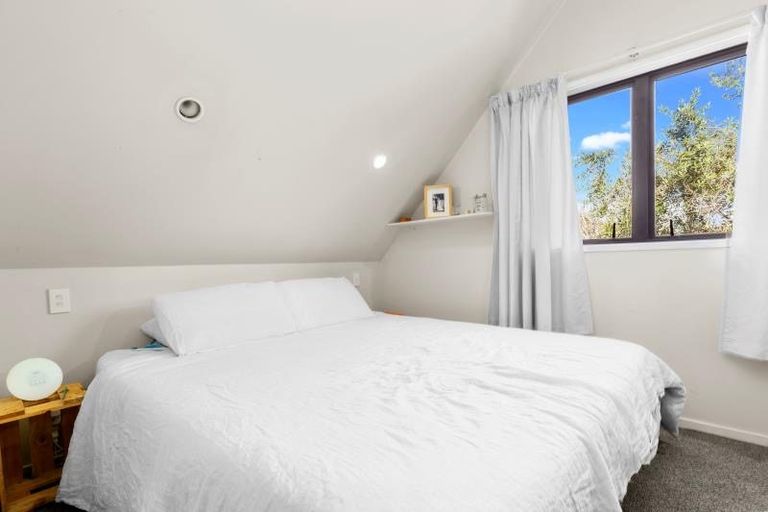 Photo of property in 6 Orinda Close, Botany Downs, Auckland, 2010