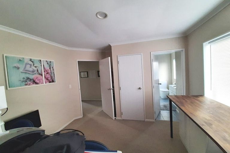 Photo of property in 191c Hill Road, Manurewa, Auckland, 2105