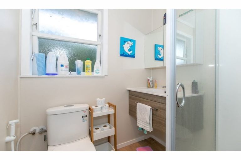 Photo of property in 24 Yvonne Street, Melville, Hamilton, 3206