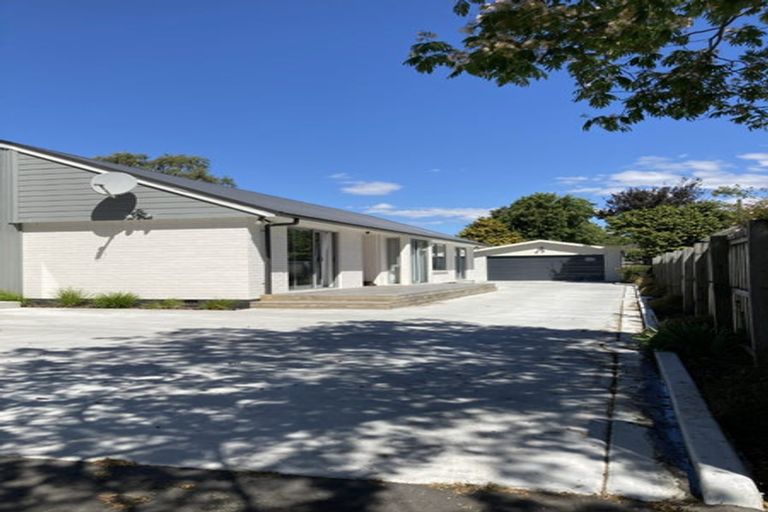 Photo of property in 14 Lochee Road, Upper Riccarton, Christchurch, 8041