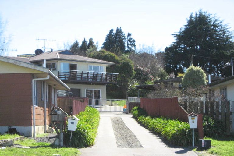 Photo of property in 10 Leeton Drive, Waipukurau, 4200