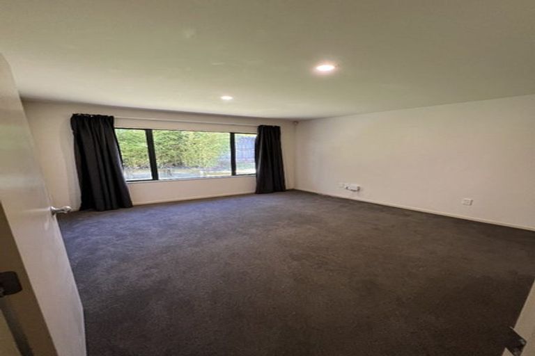 Photo of property in 140 Upper Harbour Drive, Greenhithe, Auckland, 0632