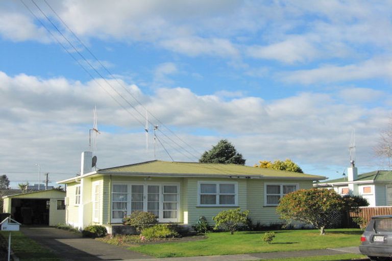 Photo of property in 37 Parsons Avenue, Levin, 5510