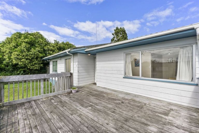 Photo of property in 1/32a Helena Street, Massey, Auckland, 0614