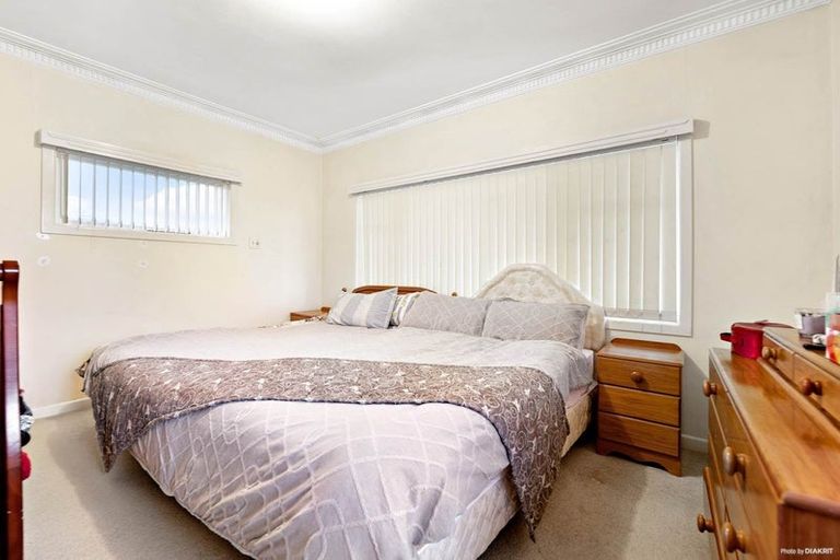 Photo of property in 42 Ranfurly Road, Papatoetoe, Auckland, 2104