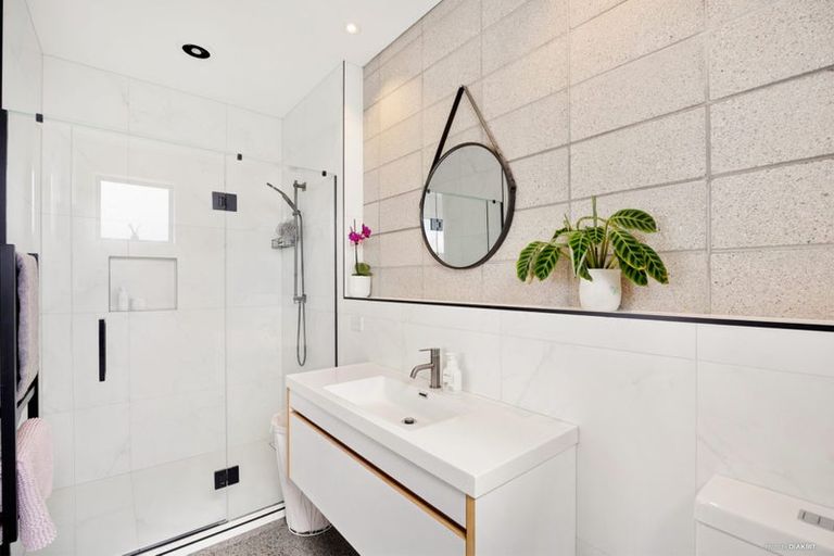 Photo of property in 21 Liberty Crescent, Beachlands, Auckland, 2018