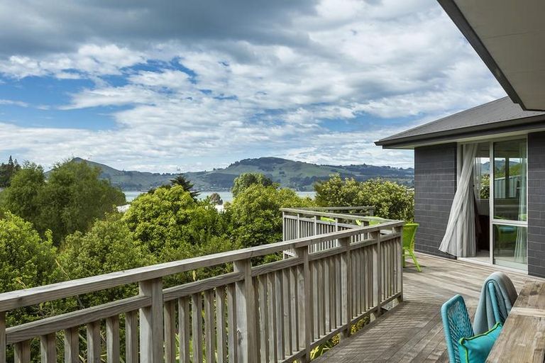 Photo of property in 25 Glendermid Close, Sawyers Bay, Port Chalmers, 9023